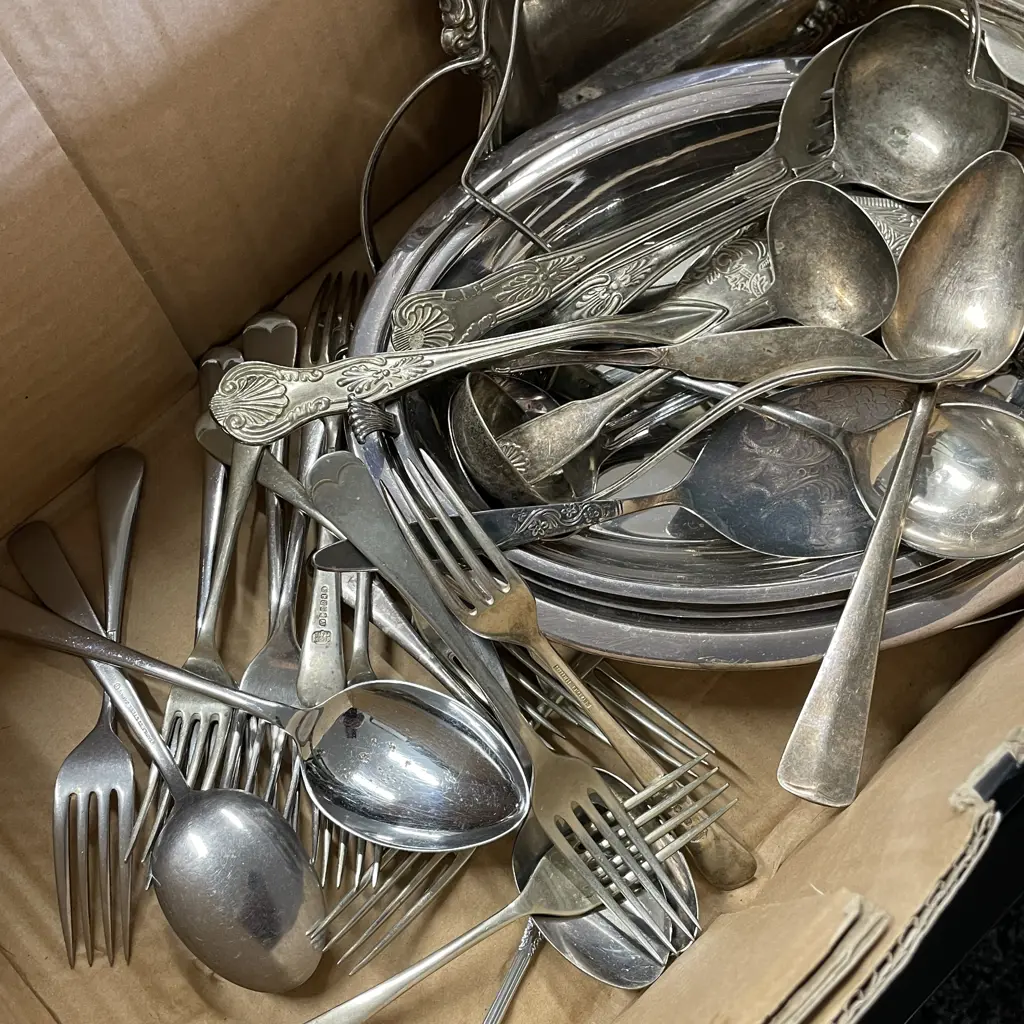 Assorted Silverware Image 1++