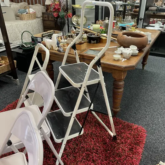 Folding 3 Step Ladder