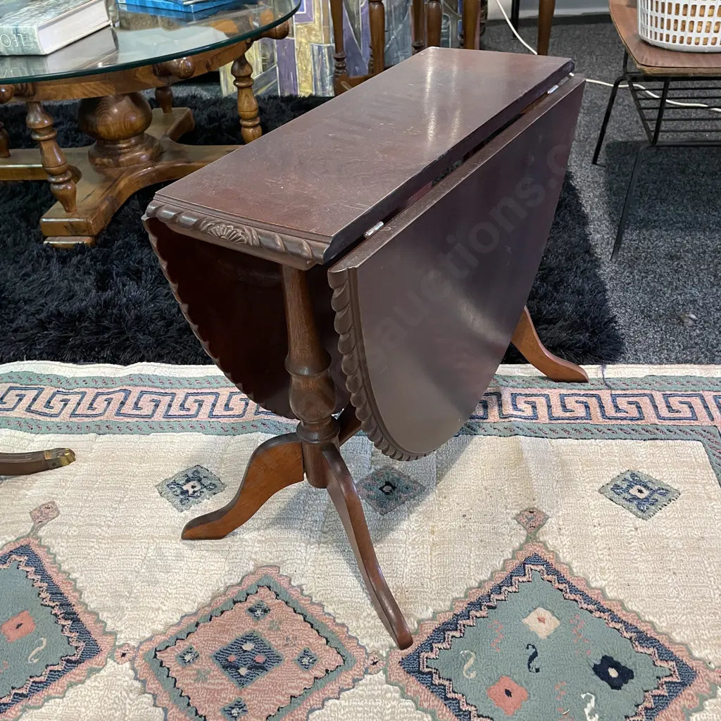 Vintage Mahogany Occasional Dropside Table, Carved Rope Edge, Turning Top, Oval Top 105 x 59cm, H52 cm Image 1++