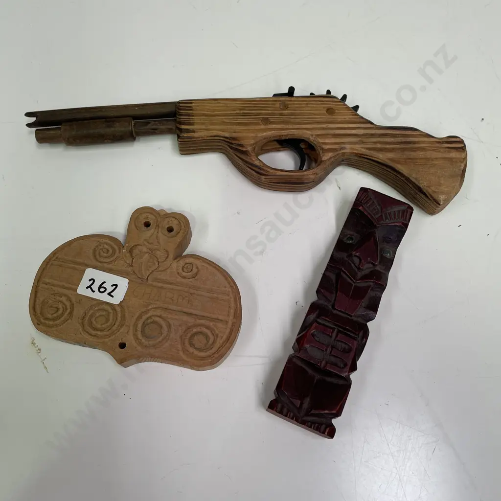 3 Carved Items, 2 x Kiwiana and Toy Rifle Image 1++