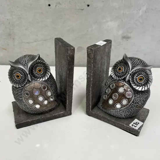 Funky Decorative Owl Bookends
