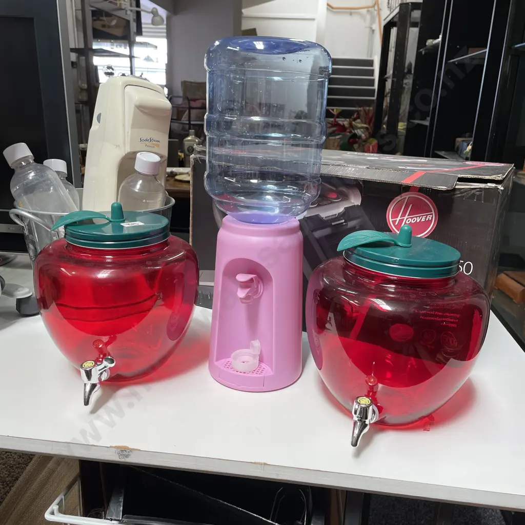 3 x Drink Dispensers, including 2 Glass Apples with 1 other Image 1++