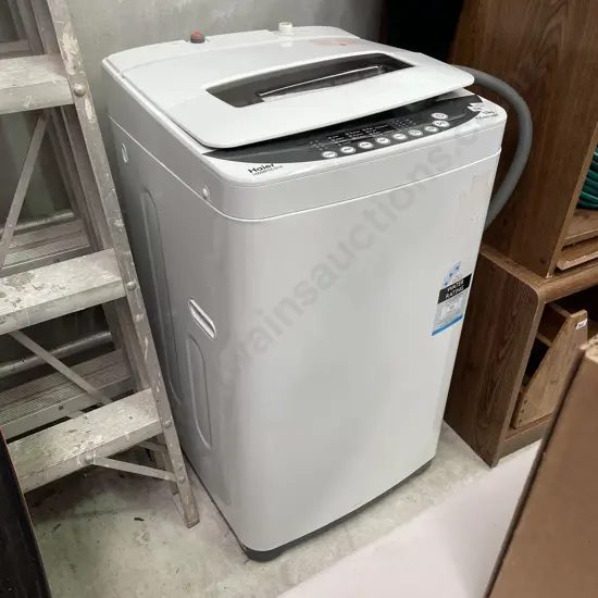 Haier 5.5kg Fuzzy Logic Washing Machine. HWMP55-918