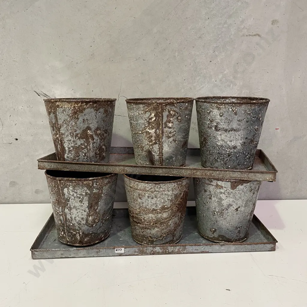 Pair of Rustic Set Of 3 Planters With Tray, Item Number 5609 Image 1++