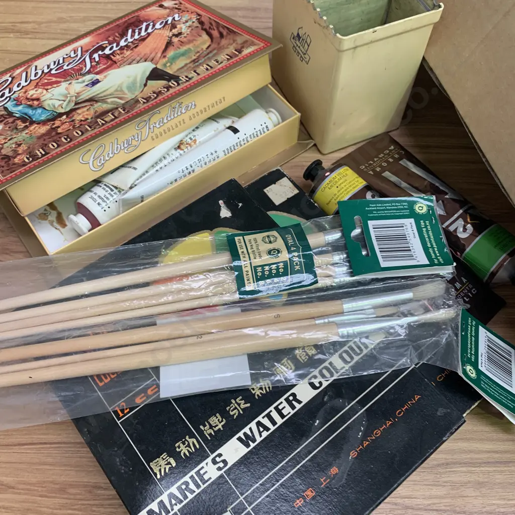 Large Assortment of Art Supplies Image 1++