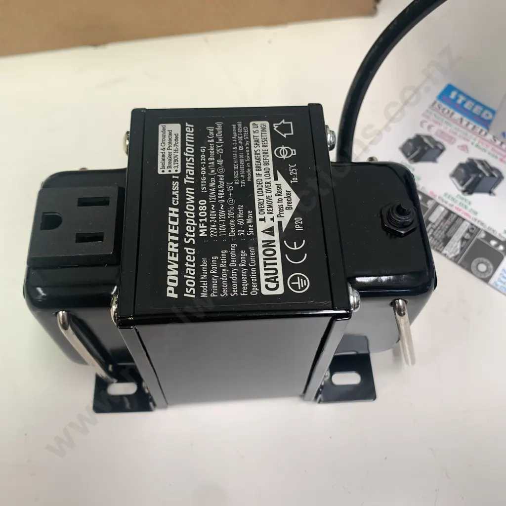 As New STIG-DX-129 110-120V to 220-240V Power Converter with Pair of As-New Steadfast Door Stops Floor Mount Image 1++
