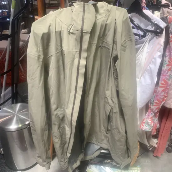 Macpac Jacket, Taupe/Sand Coloured, size 3XL