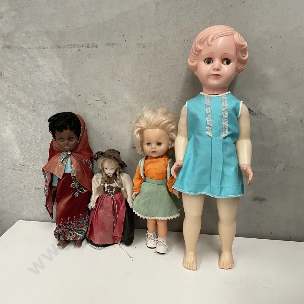 Assorted Dolls with collection of Dolls, Bears and Collectables Magazines DONATED Image 1++