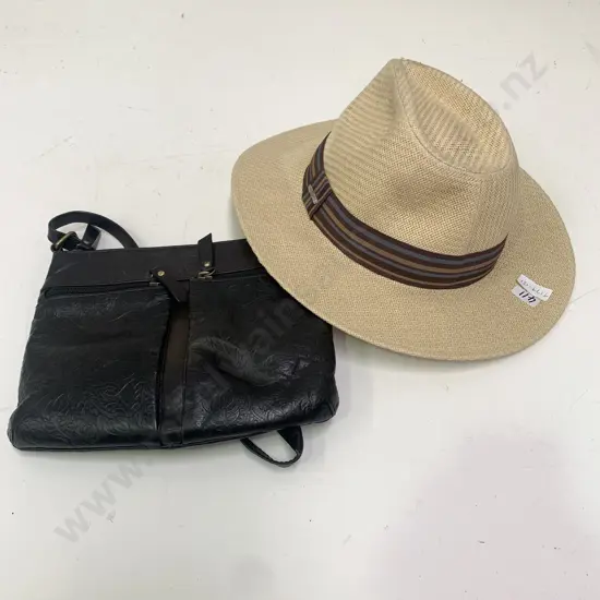 Colorado Black leather Handbag with Kooringal Handwoven Hat medium