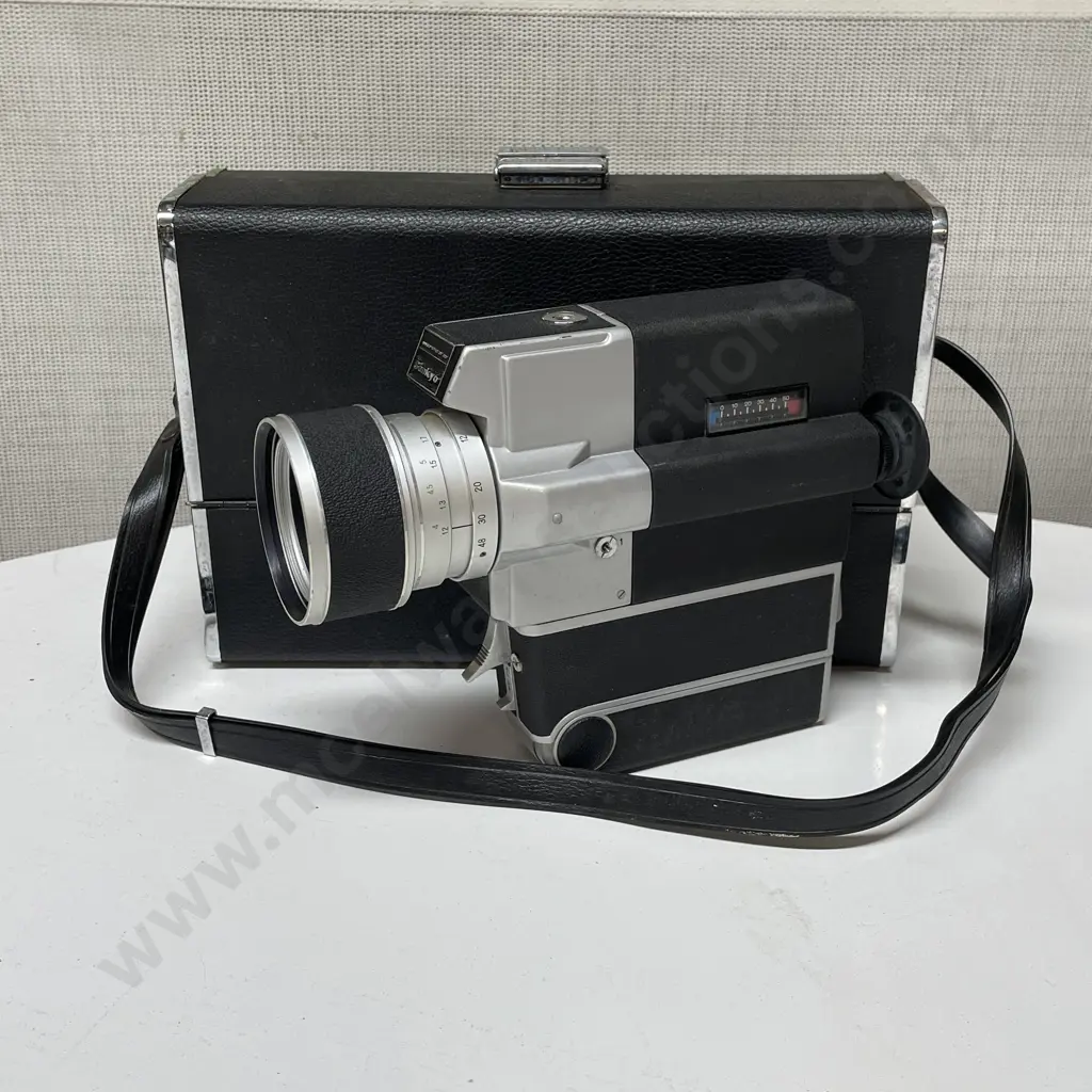 Vintage Sankyo Super CM-600 Super 8 Camera. With Case and Manual Image 1++