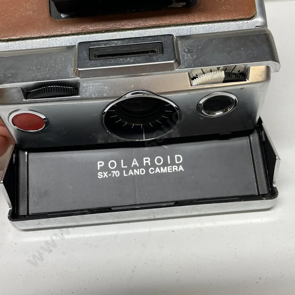 Vintage Polaroid SX-70 Land Camera Image 1++