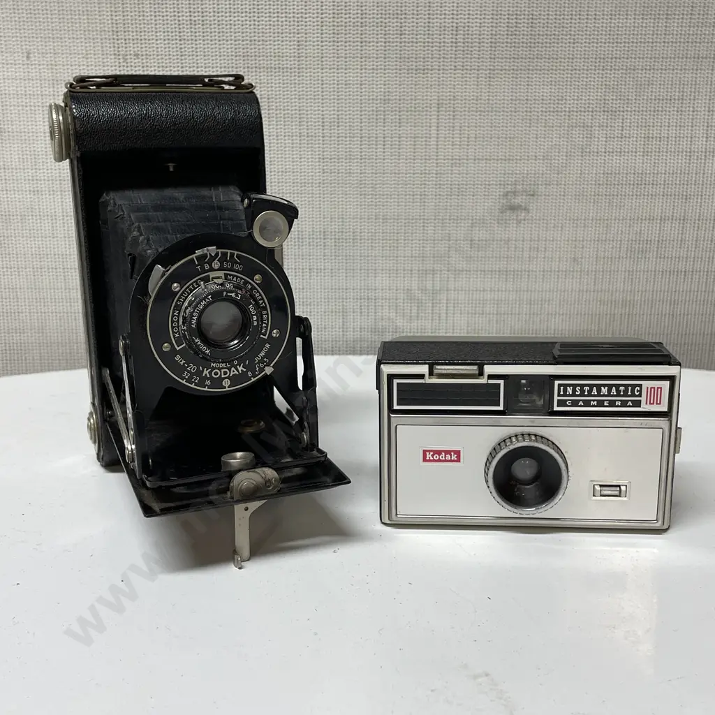 Vintage Kodak Six-20 Junior Camera with Vintage Kodak Instamatic Camera 100 Image 1++