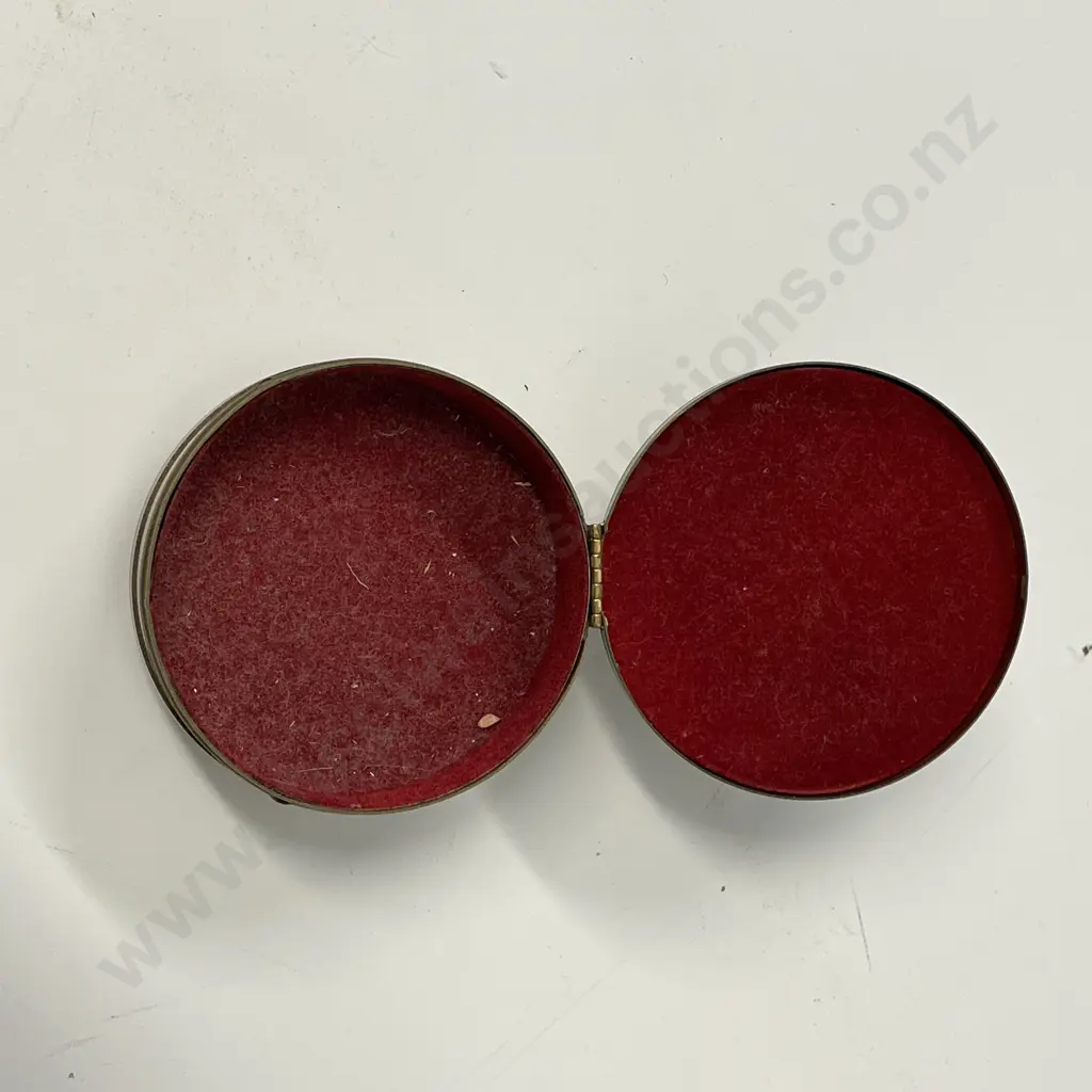 Vintage English Jeweller box Image 1++