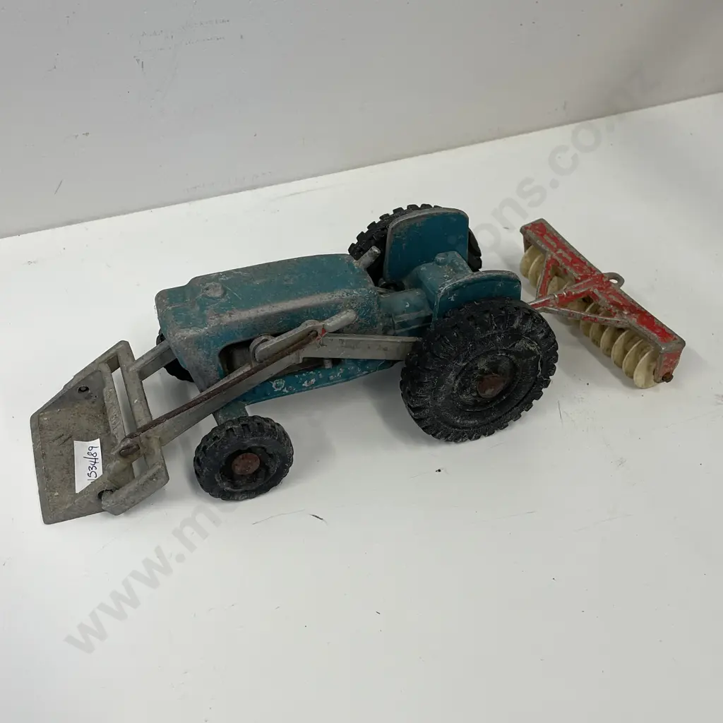 Vintage Fun Ho Tractor with harvester. Full length 32cm Image 1++