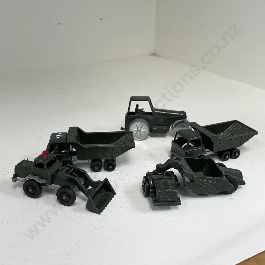 Fun Ho, NZ toys x 5. Army Green Image 1++