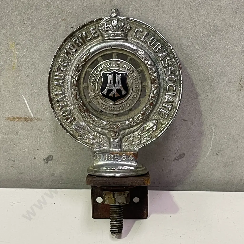 Vintage AA Car Badge N16064 Image 1++