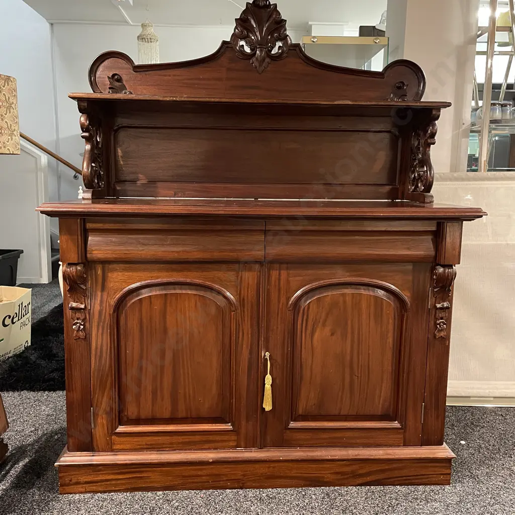 Stunning Solid Mahogany 2 Piece Buffet/Chiffonier. Carved Mantel, 2 Door, 2 Drawer. H160 W125 D52cm Image 1++