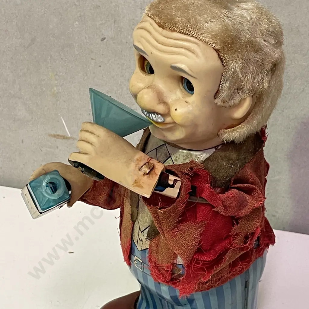 Vintage Tin Toy Image 1++