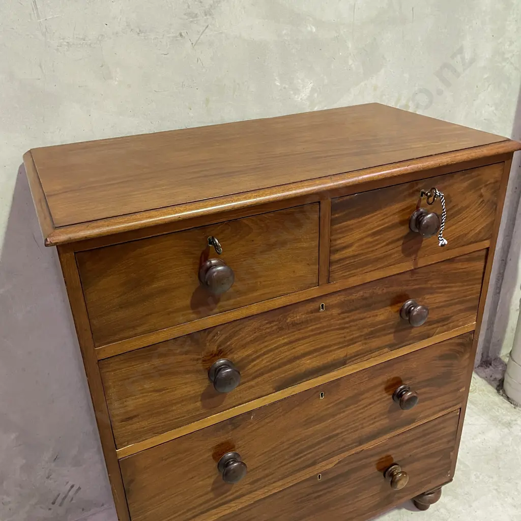 Stunning Antique Flamed Mahogany Victorian 5 Drawer Chest. H116 W95 D50cm Image 1++