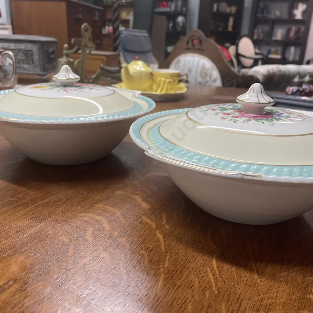 Two Johnson Bros Lidded Tureens. Old English pattern Image 1++