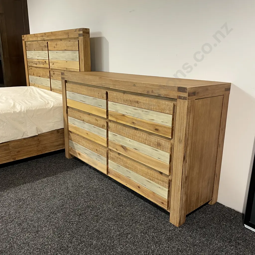 Modernist Rustic Style Solid Wood 6 Drawer Chest of Drawers. Multicoloured Wood and Blonde Washed Tones Image 1++