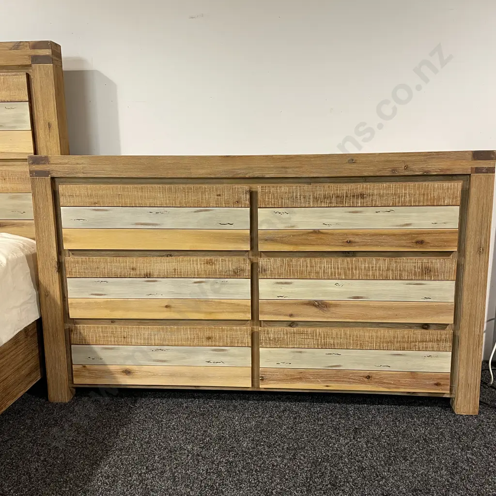 Modernist Rustic Style Solid Wood 6 Drawer Chest of Drawers. Multicoloured Wood and Blonde Washed Tones Image 1++