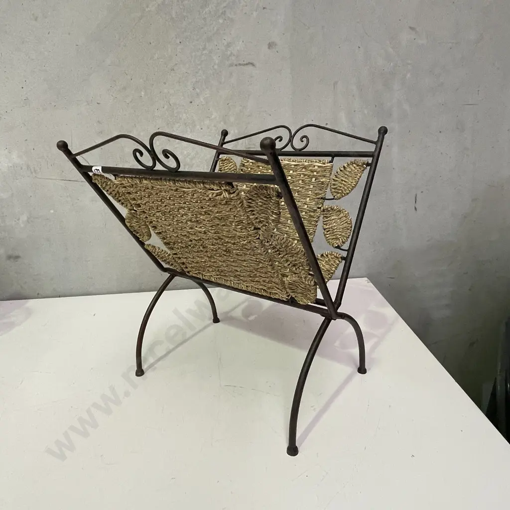Magazine Rack Rattan/Steel Image 1++