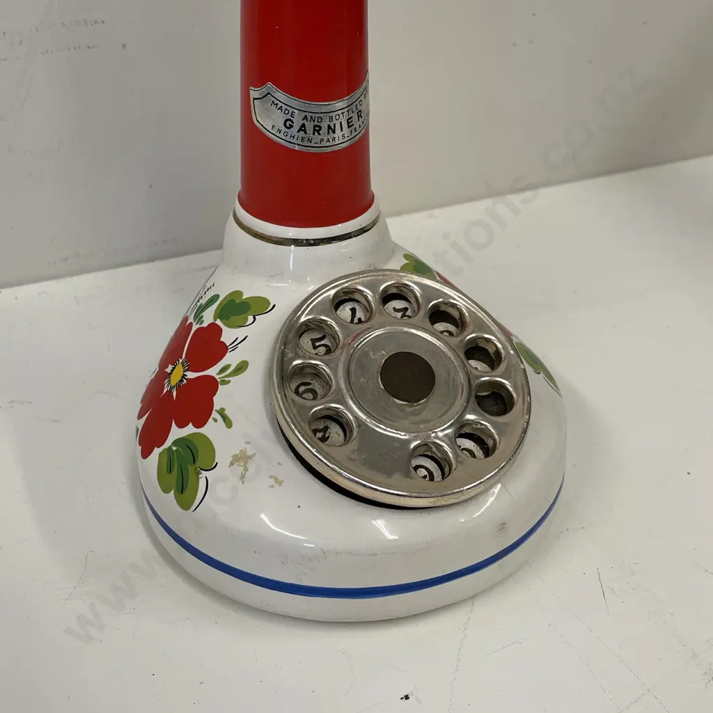 Vintage Jim Beam Whiskey Telephone Decanter Image 1++