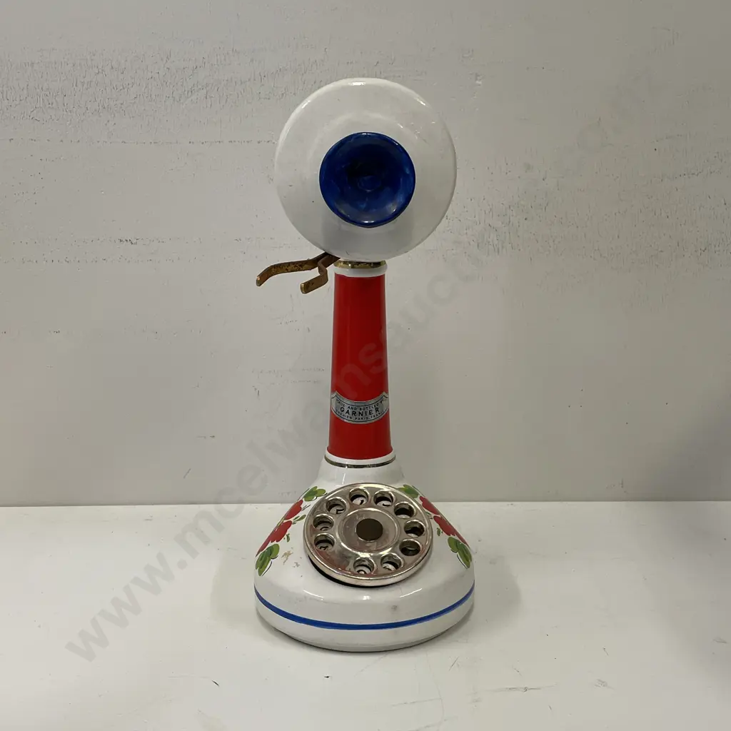 Vintage Jim Beam Whiskey Telephone Decanter Image 1++