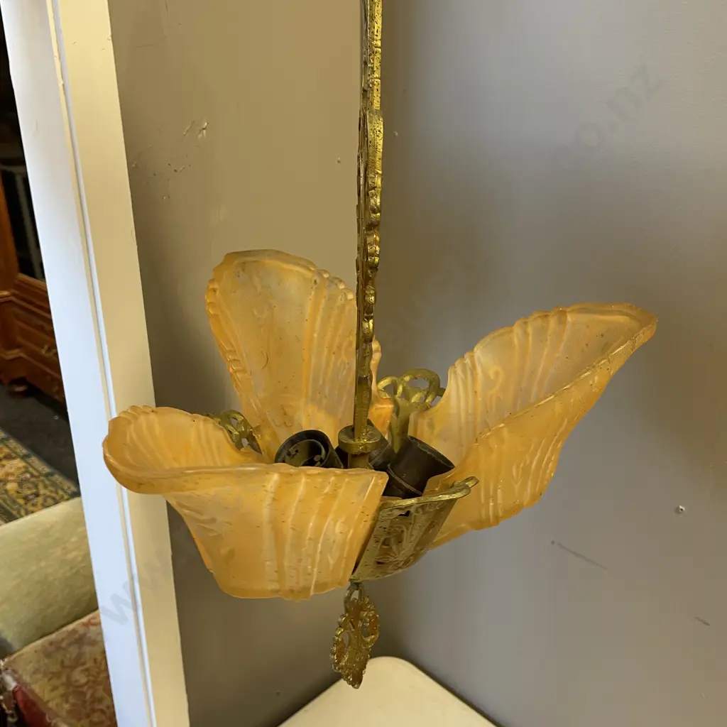 Stunning Art Deco Pendant Lamp with 3 moulded amber glass leaf shades Image 1++