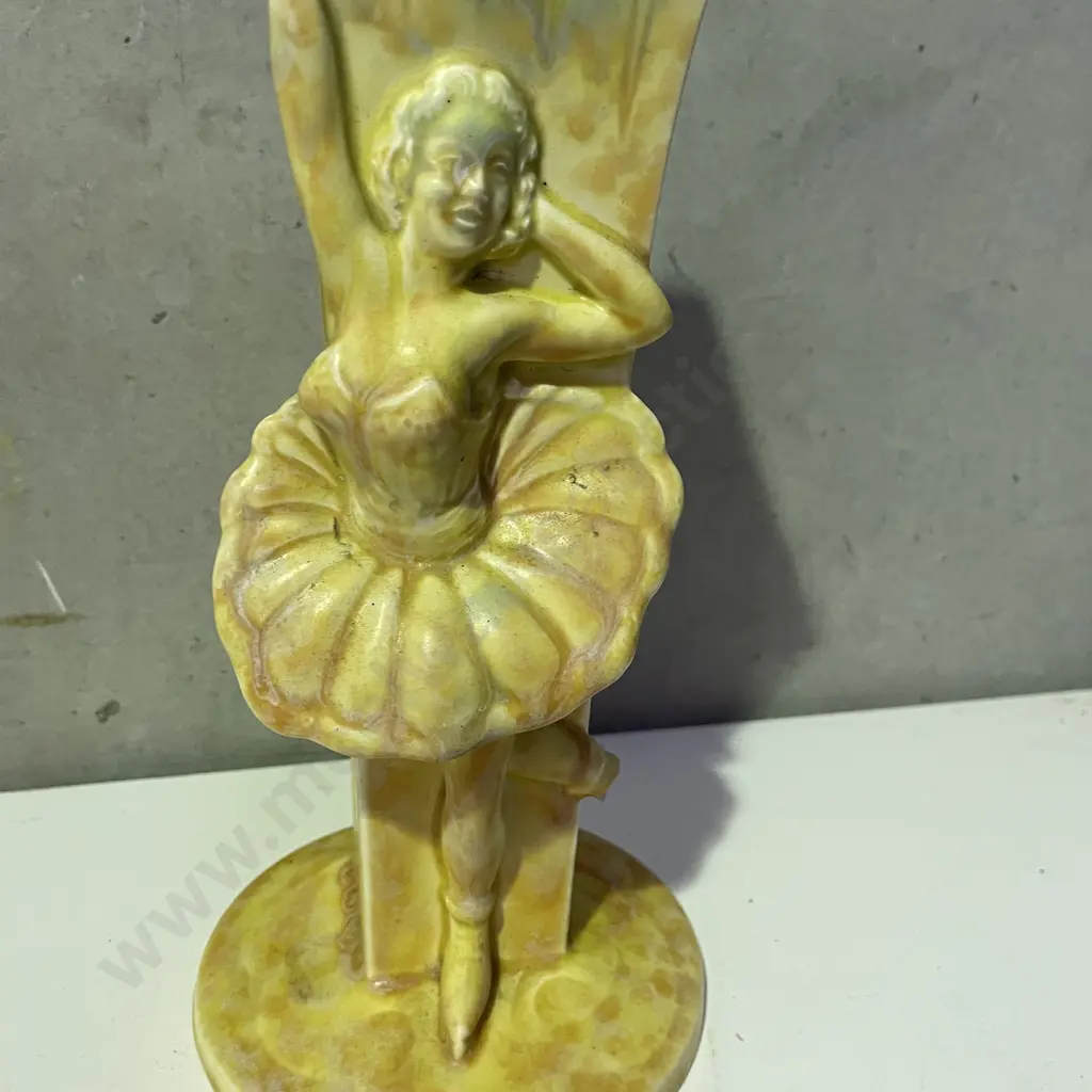 Large Beswick Ballet Dancer Vase (af to foot) H28cm Image 1++