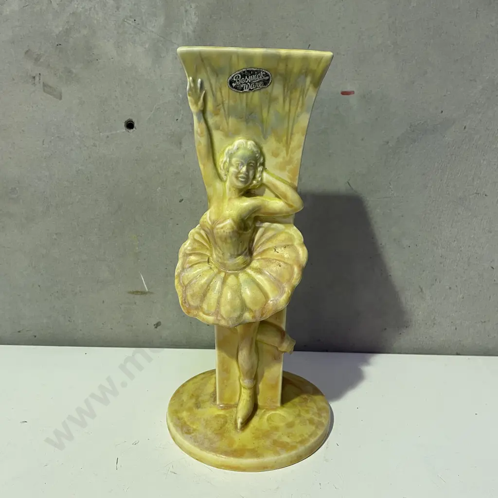 Large Beswick Ballet Dancer Vase (af to foot) H28cm Image 1++