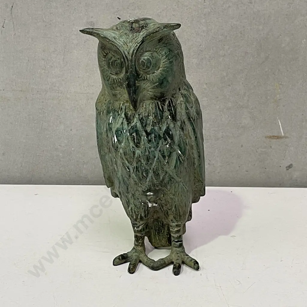 Greenwashed Metal Owl Ornament. H21cm Image 1++