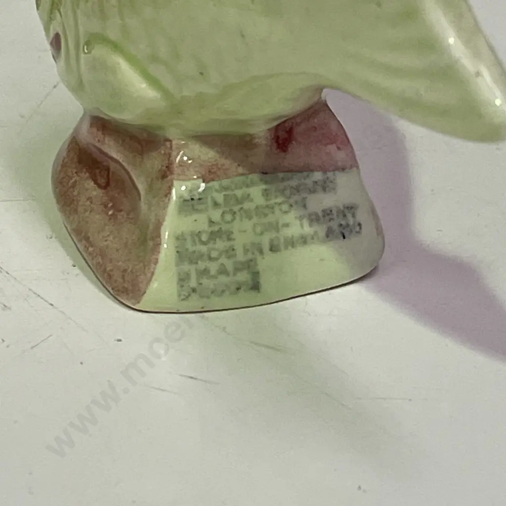 Three Vintage Salt and Pepper Shaker sets Image 1++