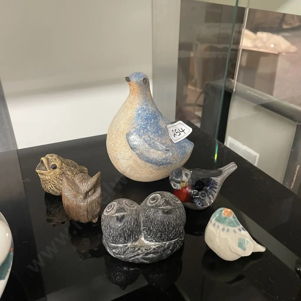 Assorted Bird Figurine Ornaments Image 1++