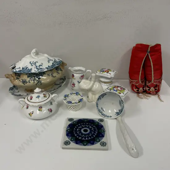 Assorted Collectable Porcelain, China etc (some af)
