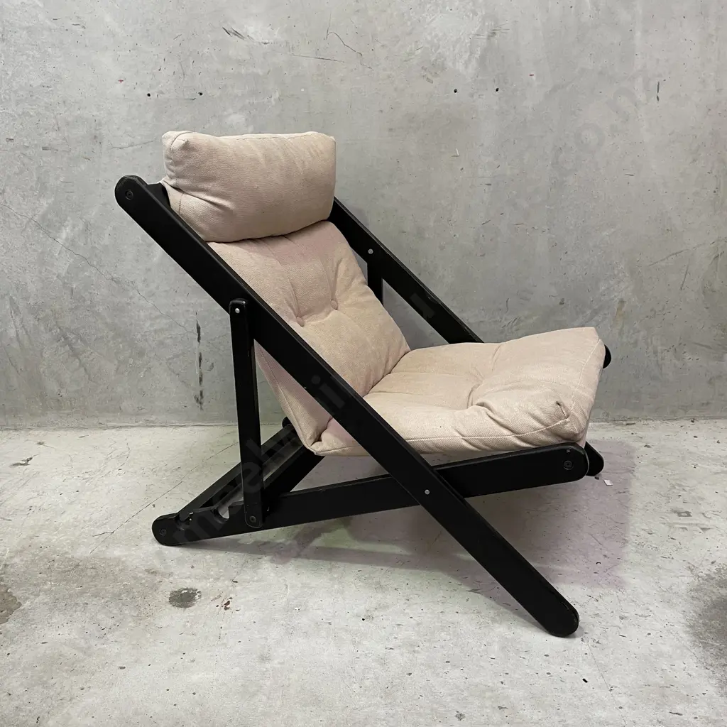 Mid Century Style Wooden Lounger, with Buttoned Oatmeal Fabric Image 1++