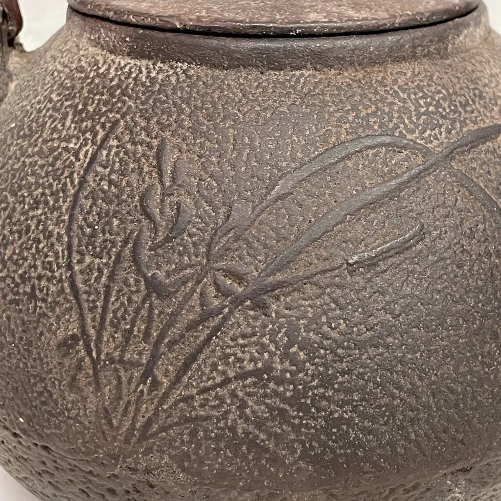 Antique Oriental Bronze Teapot Image 1++