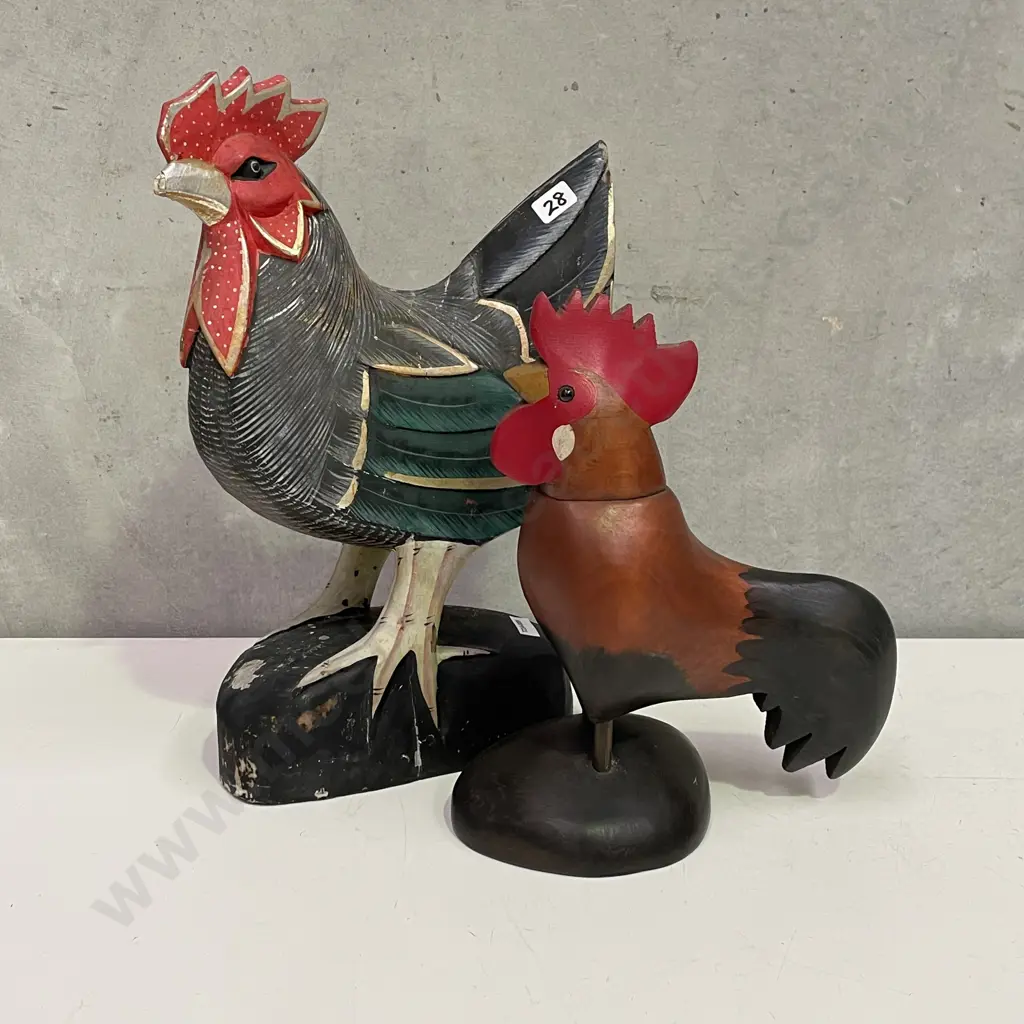 2 Wooden Roosters, H39 and H28cm Image 1++