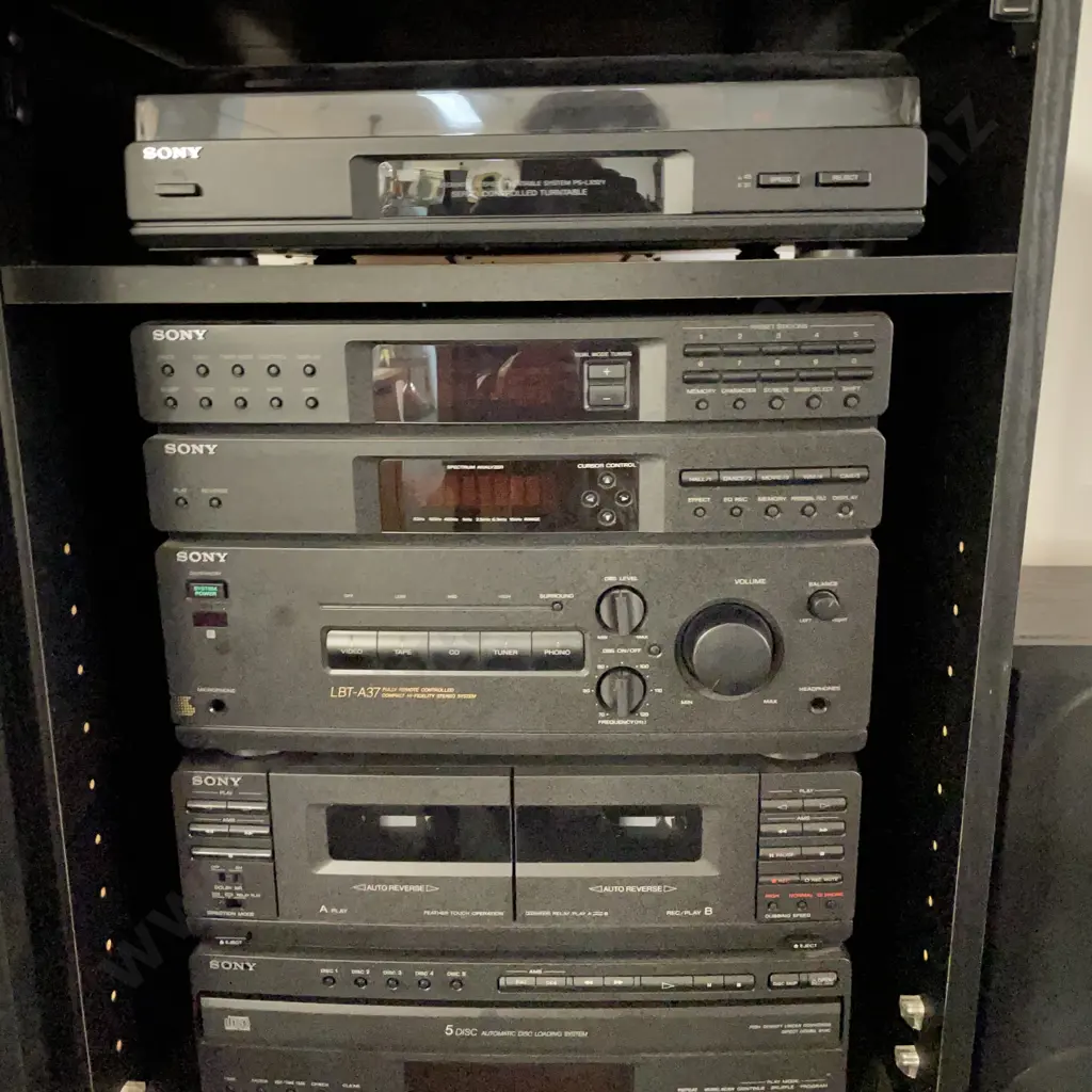 Sony Stereo System LBT-A37 Stereo System in Cabinet with Twin Speakers. Includes PS-LX52Y Turntable etc Image 1++