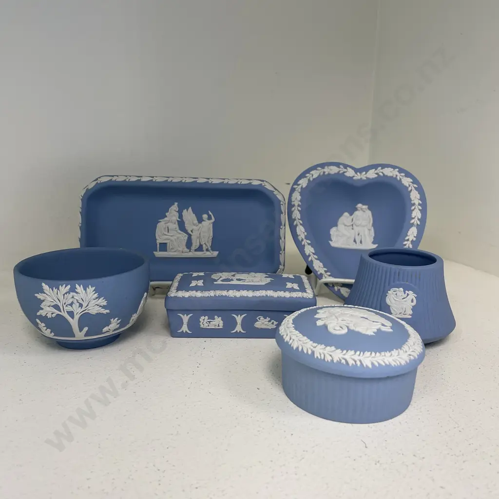 Wedgwood Blue Jasperware Assorted Items Image 1++