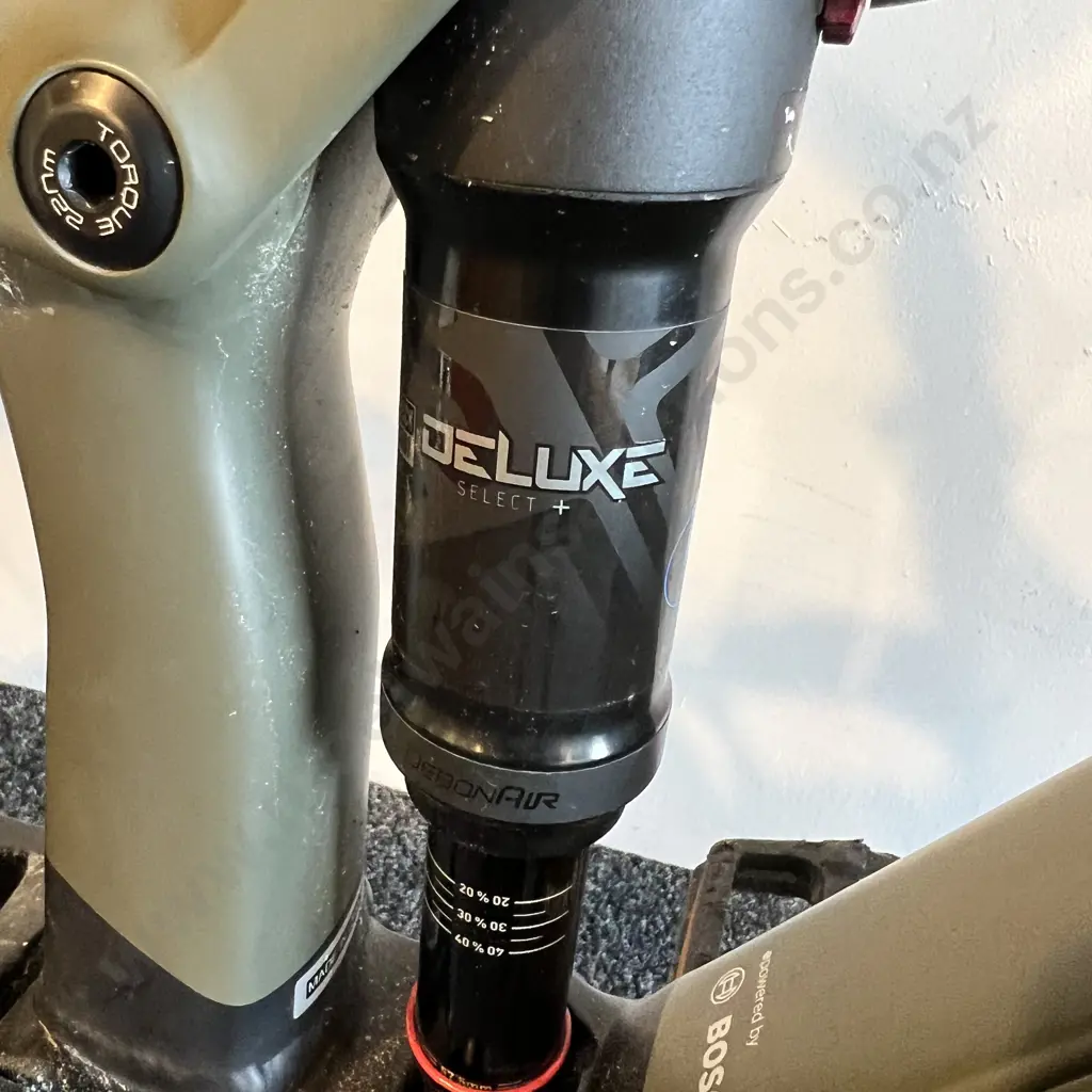 Electric Full Suspension Trek Mountain Bike Large Size, MAXXIS 29" Tyres Image 1++