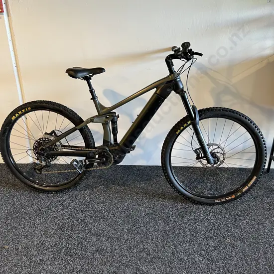 Electric Full Suspension Trek Mountain Bike Large Size, MAXXIS 29" Tyres