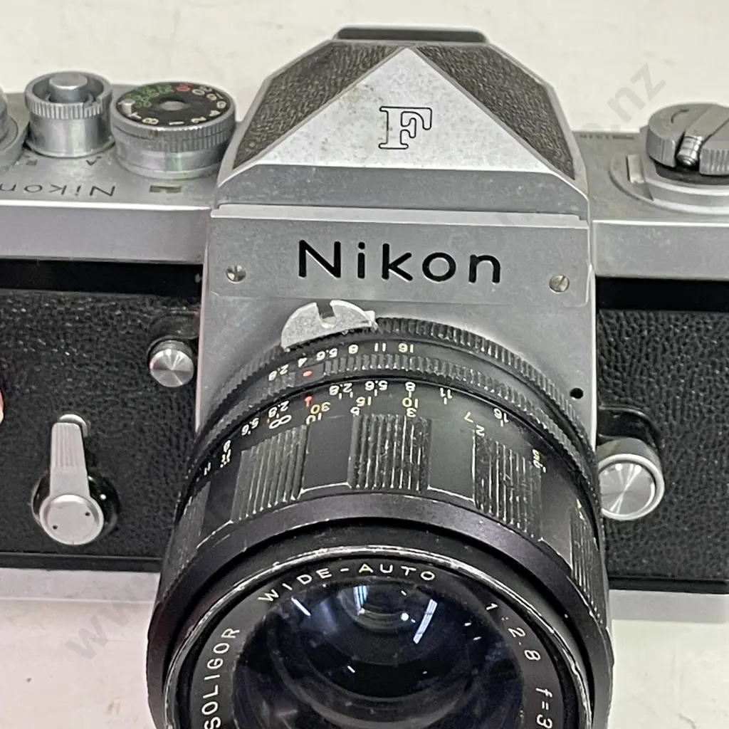 Vintage Nikon F Camera No 7081318 Image 1++