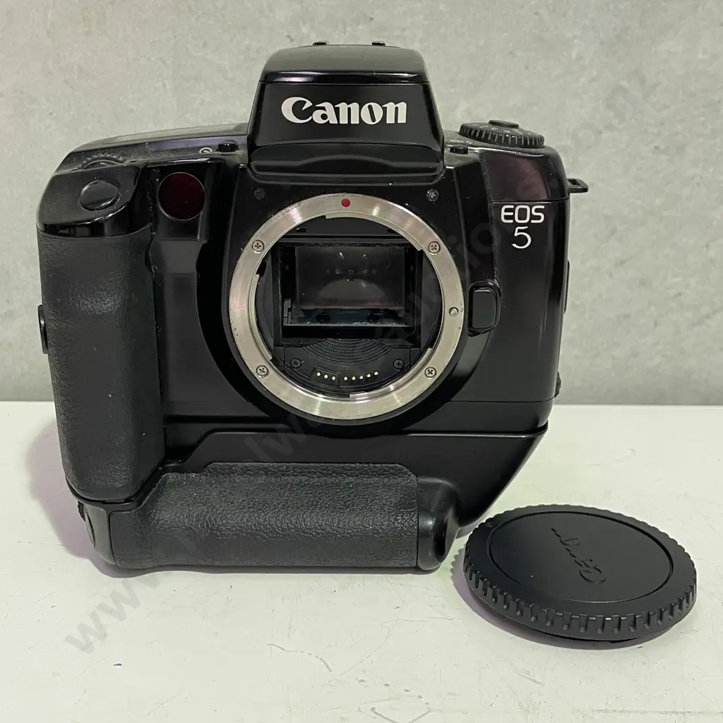 Canon EOS 5 Digital SLR Camera Image 1++