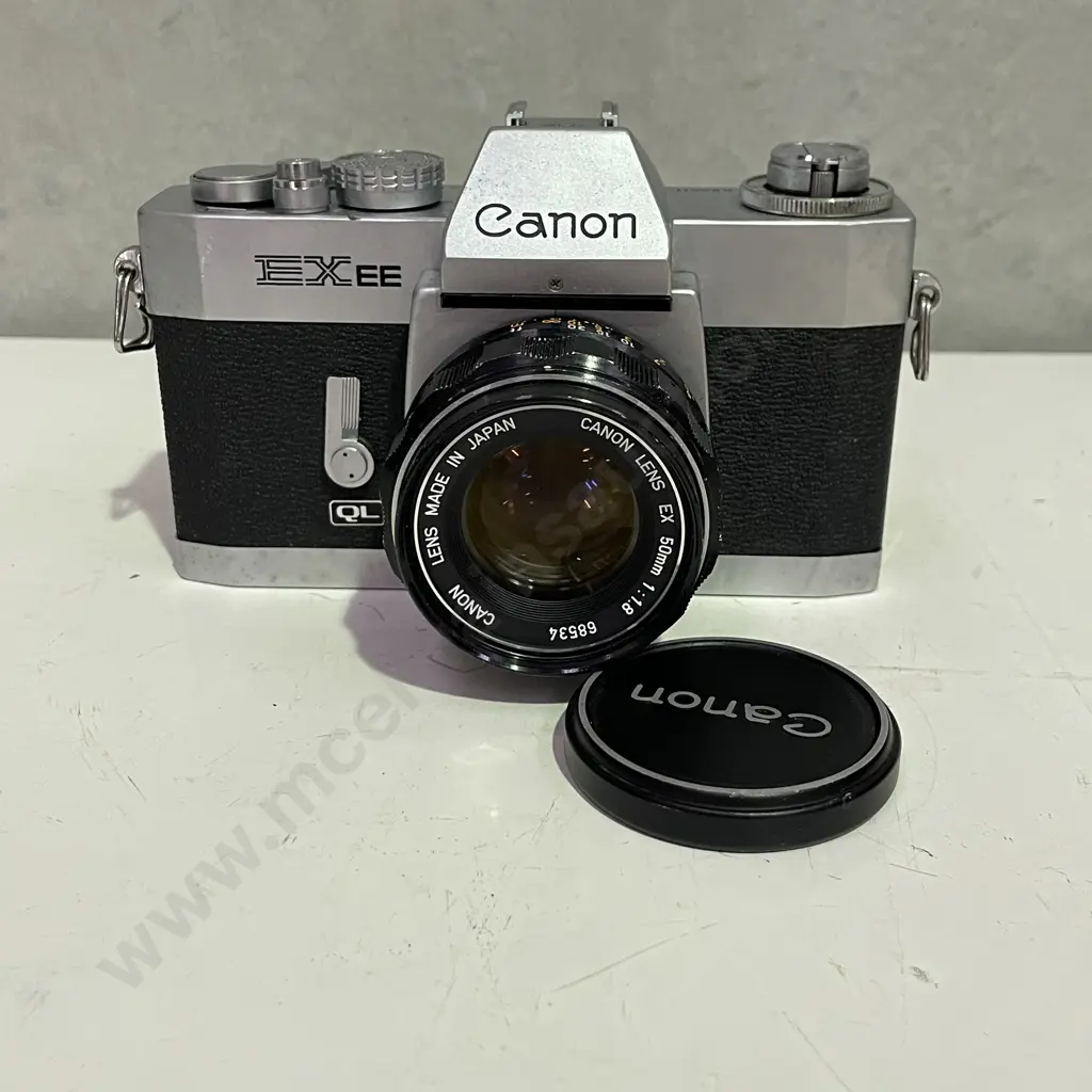 Vintage Canon EX EE Camera 196291 with 50mm lens Image 1++