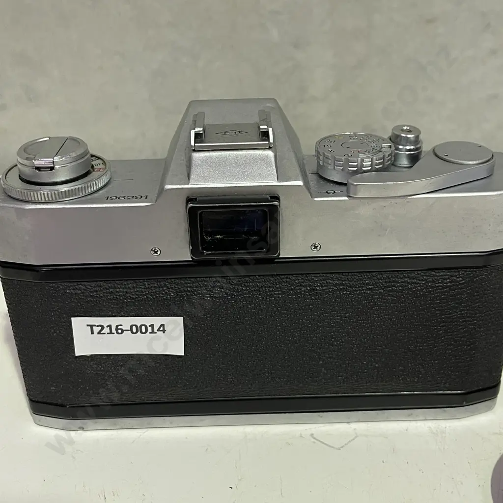 Vintage Canon EX EE Camera 196291 with 50mm lens Image 1++