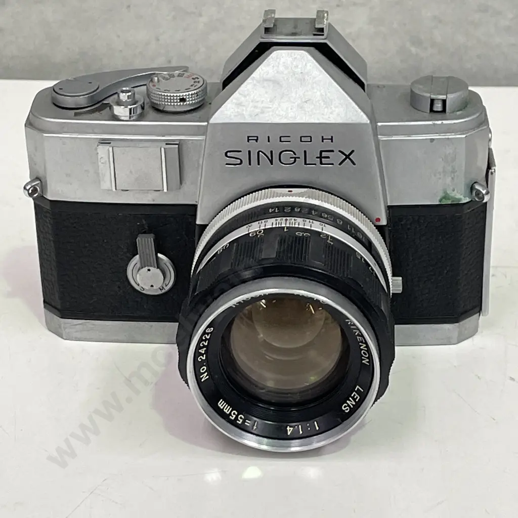 Vintage Ricoh Singlex Camera No 6305436 with Auto Rikenon 55mm Lens Image 1++
