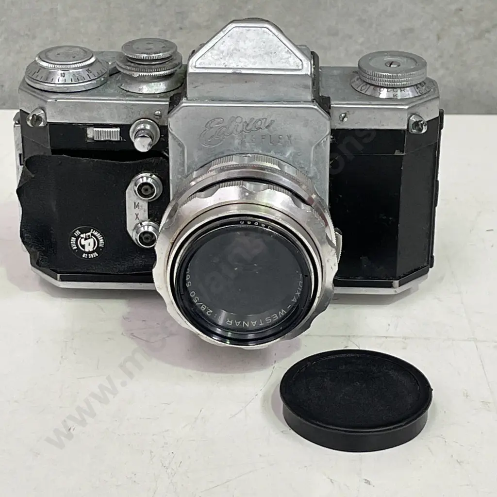 Vintage Edixa Reflex Camera with Edixa Westanar Lens. Vintage condition Image 1++