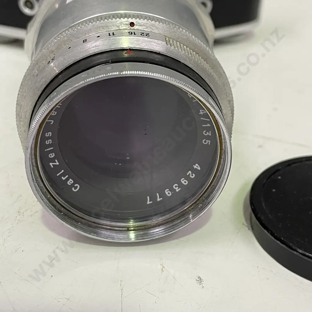 Vintage Exakta Varex Jhagee Dresden Camera with Carl Zeiss Jena Aluminium Lens Image 1++